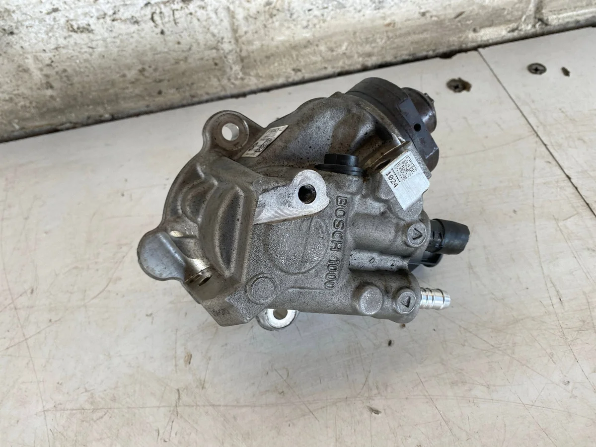 BMW 5 F10 F11 Einspritzdüsen 0445110382 thumbnail 6