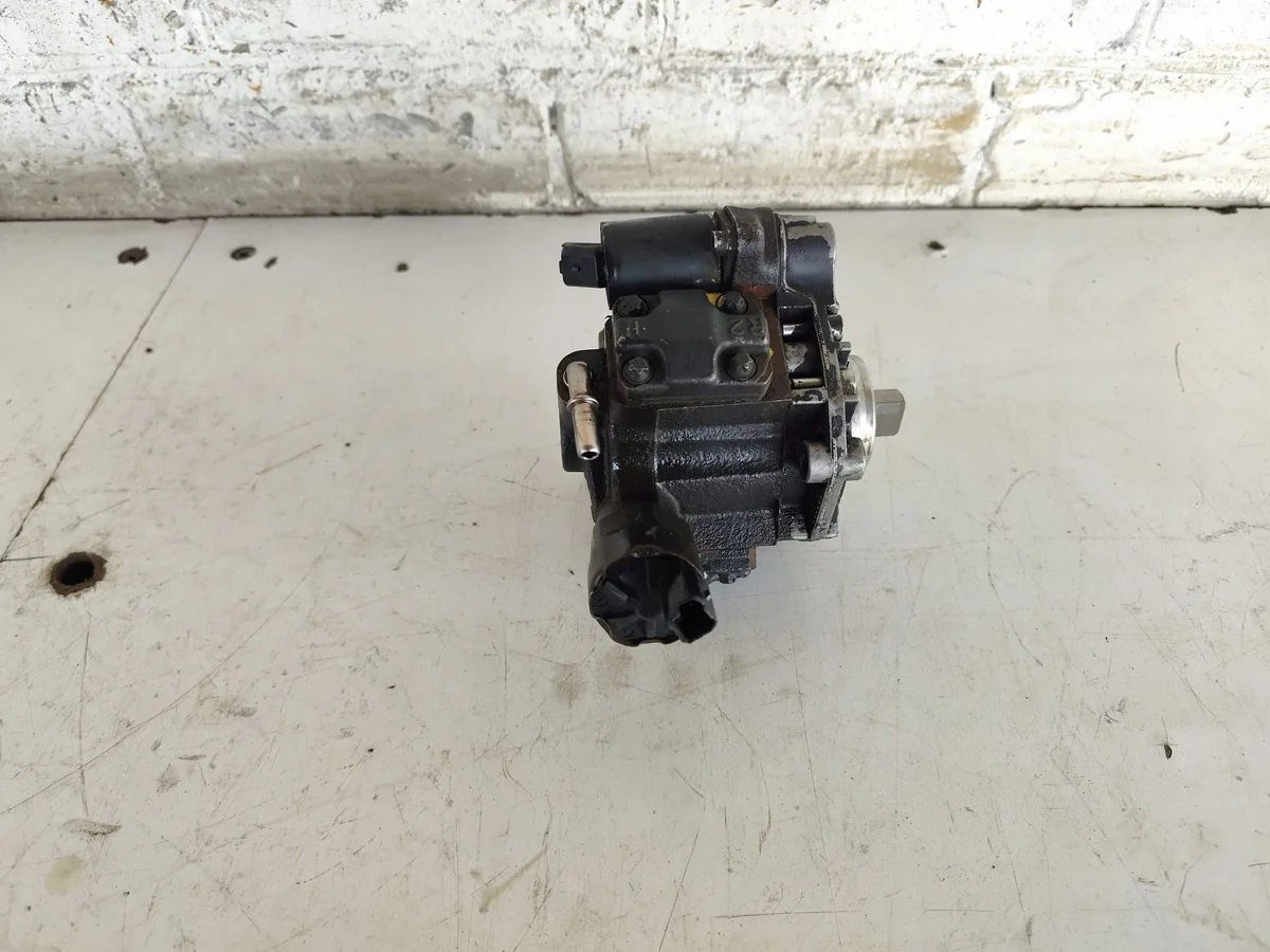 Einspritzpumpe Peugeot 407 2.0 HDI A2C53334602 image 3