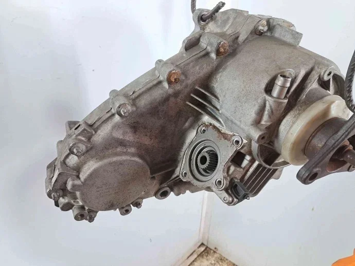 Verteilergetriebe BMW X5 E70 7574777-02 image 3