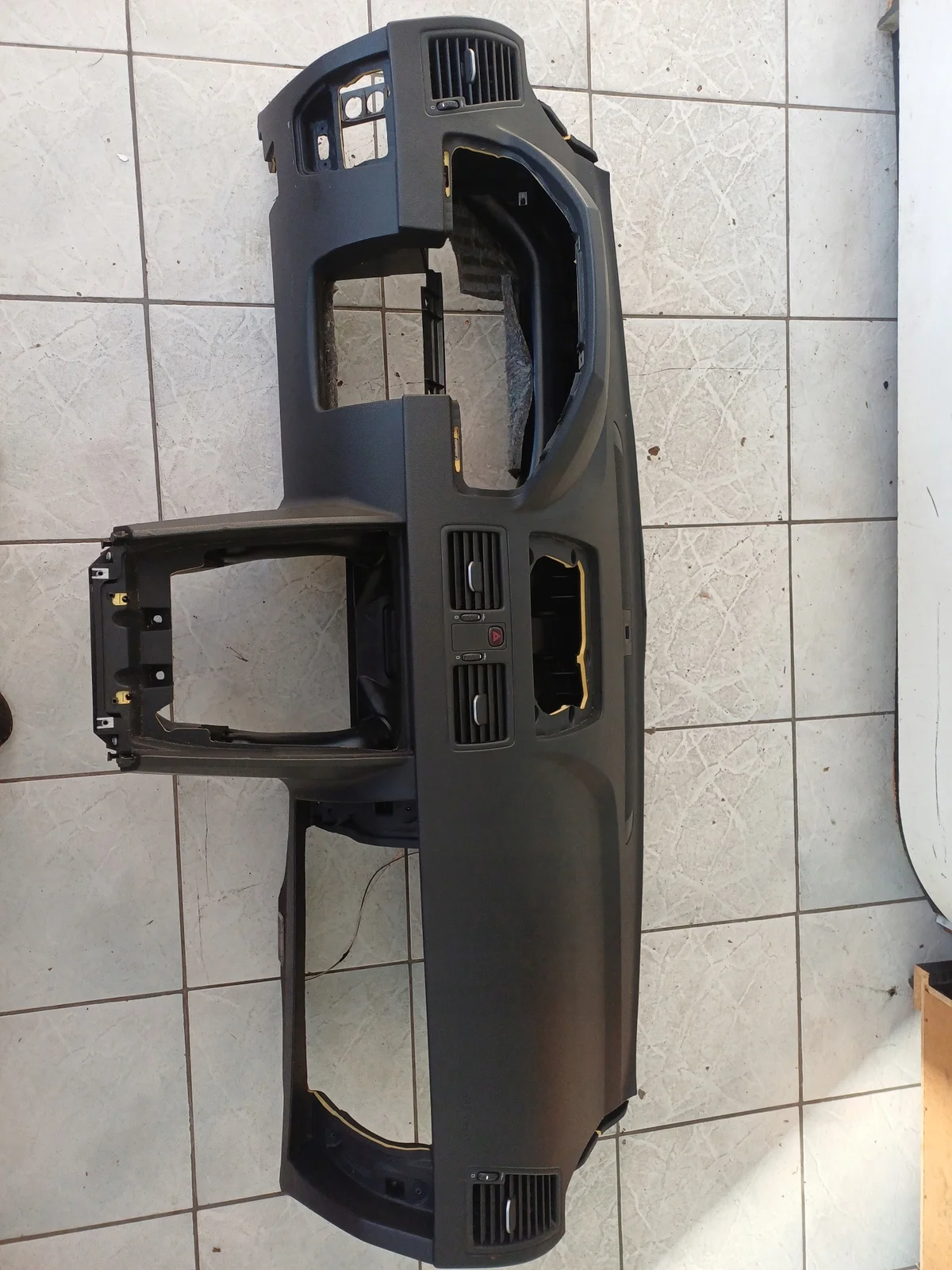 Volvo XC90 Konsole 2007-2014 Graphit image 3