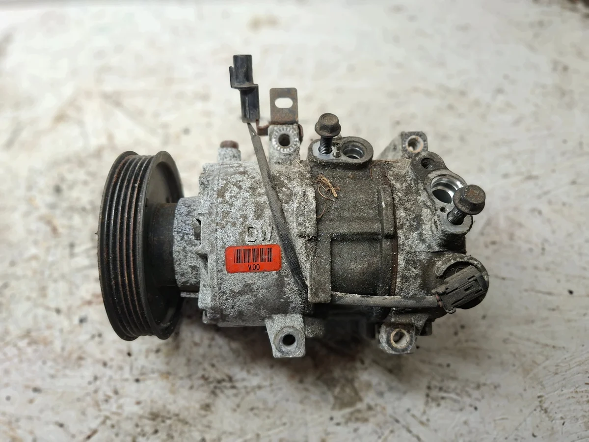 Kompresor klimatyzacji Hyundai i40 DVE13