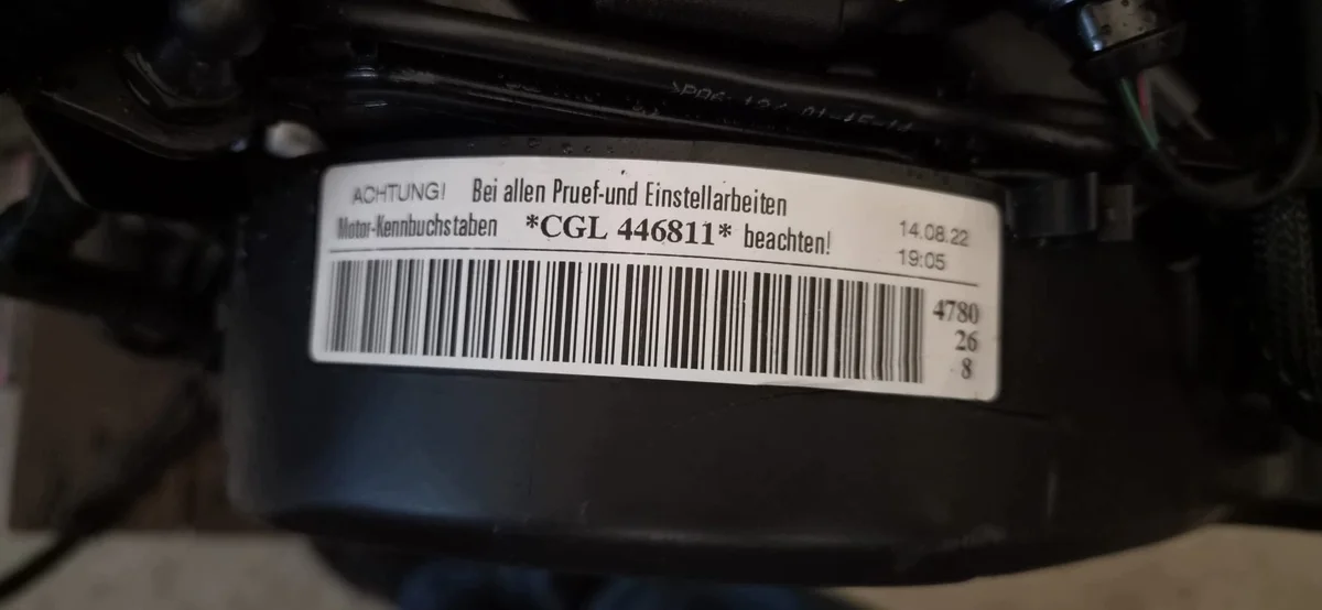 Audi A5 A6 Q5 2.0 TDI motor image 4