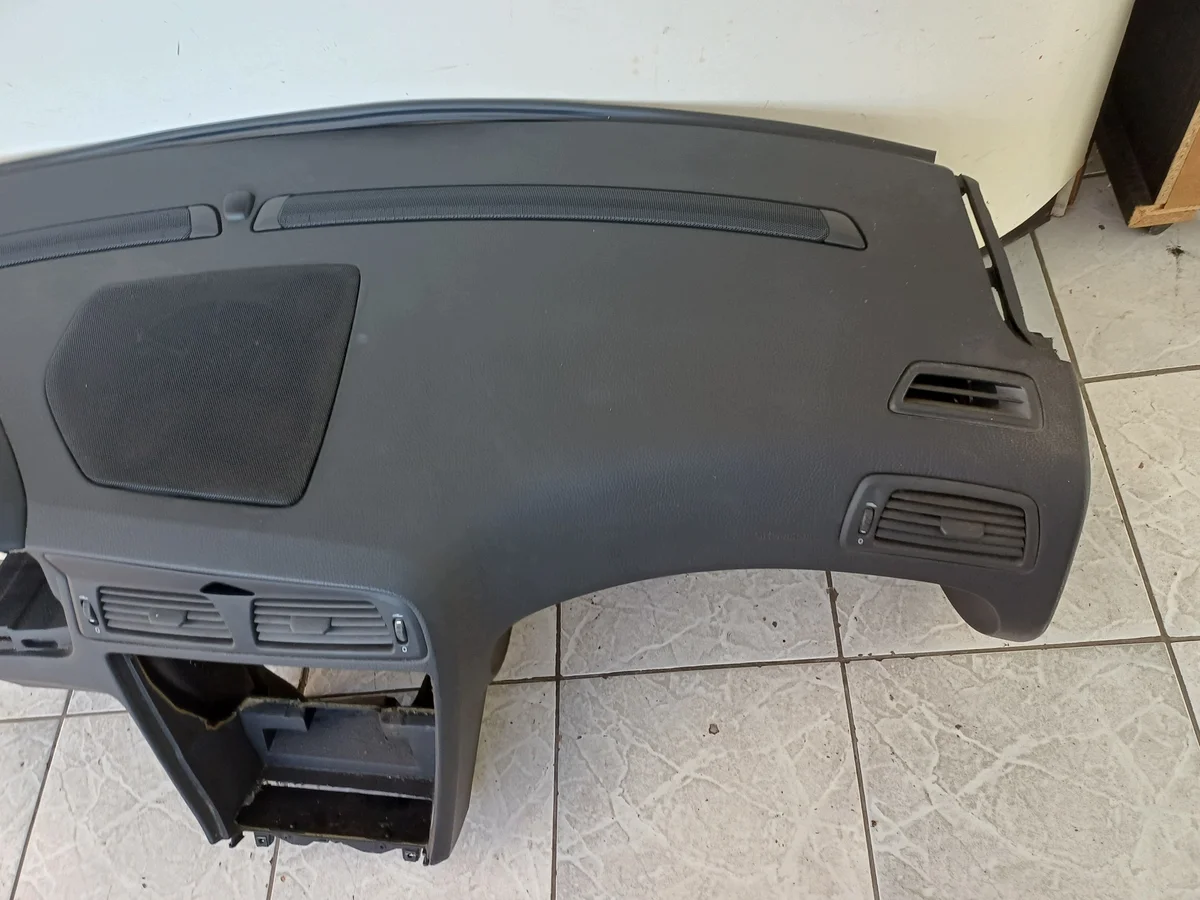 Volvo S60 V70 konsol 2004-2009 image 5