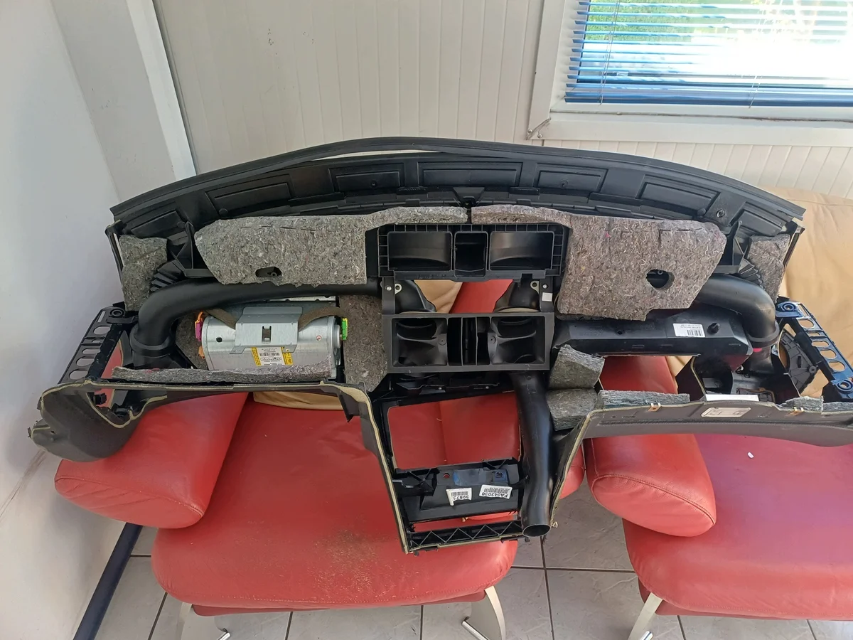 Volvo S60 V70 konsol 2004-2009 image 8
