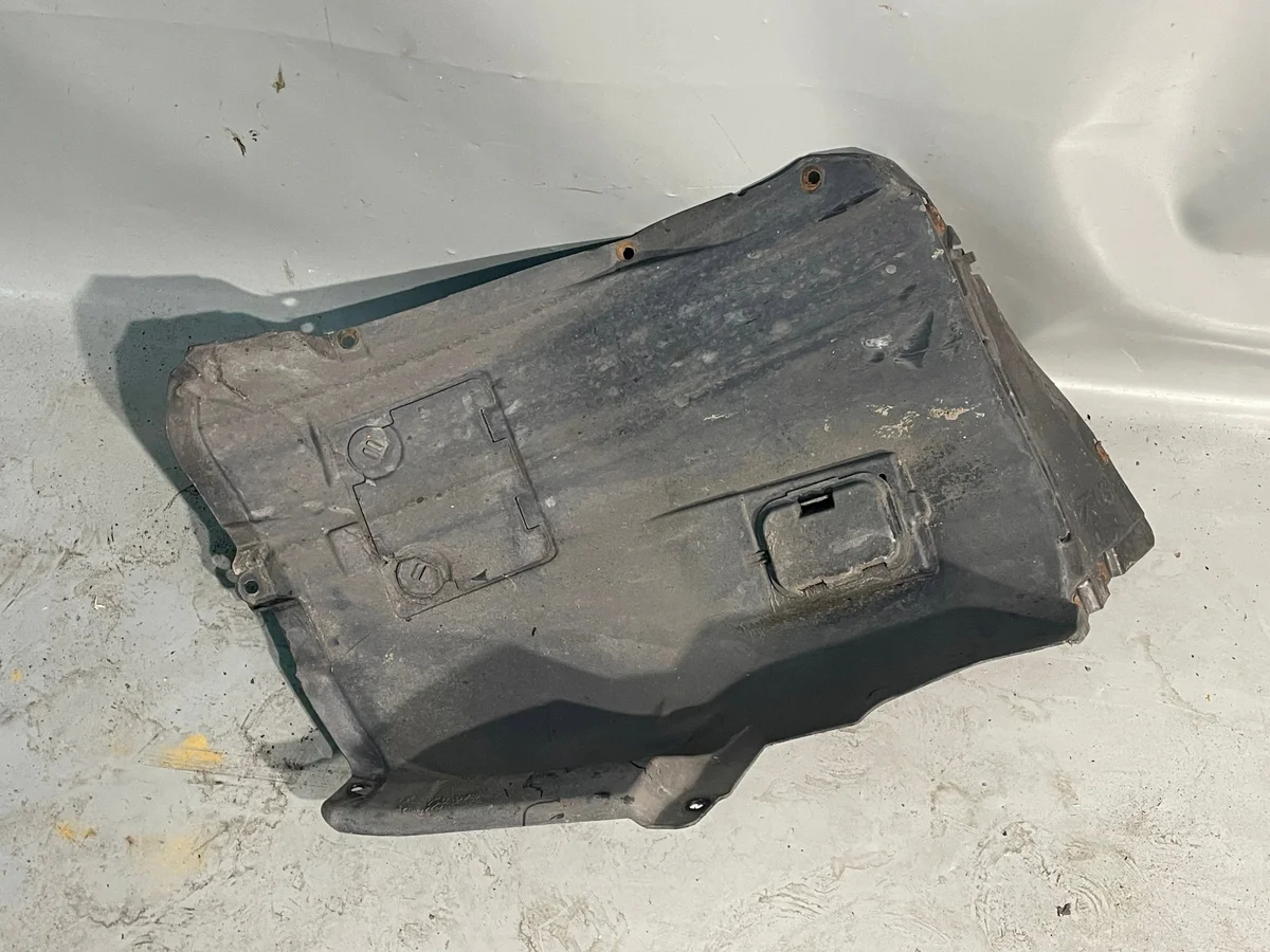 Pas del guardabarros BMW Serie 3 E90 E91 7172500 image 2