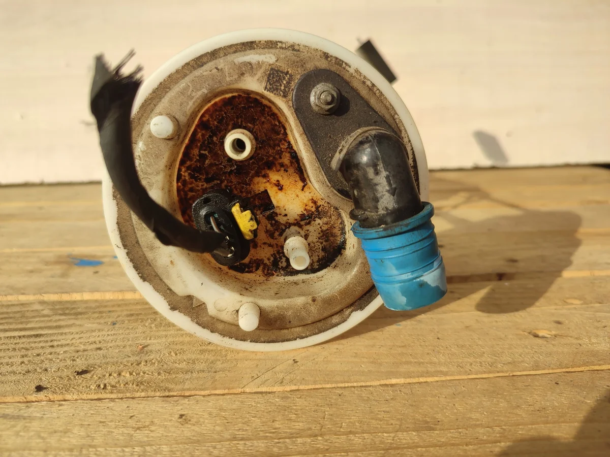 Bomba combustible Citroen Jumper 2.2 Usada image 3