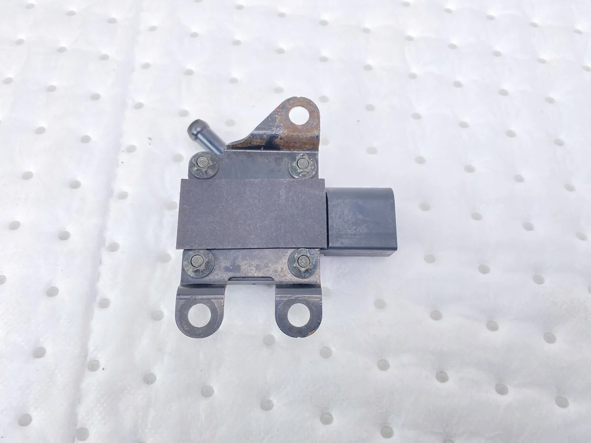 Exhaust Pressure Sensor BMW 13627808013 image 5