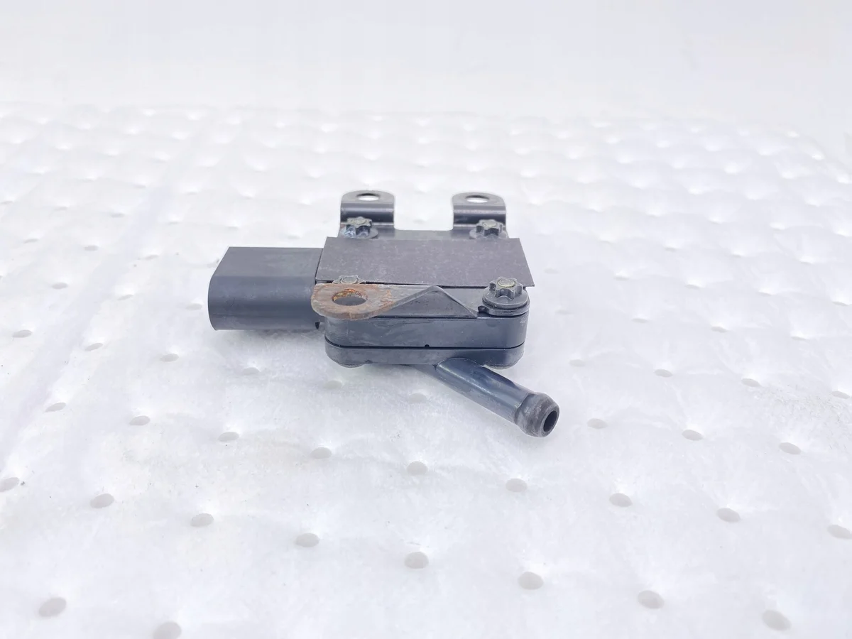 Exhaust Pressure Sensor BMW 13627808013 image 6