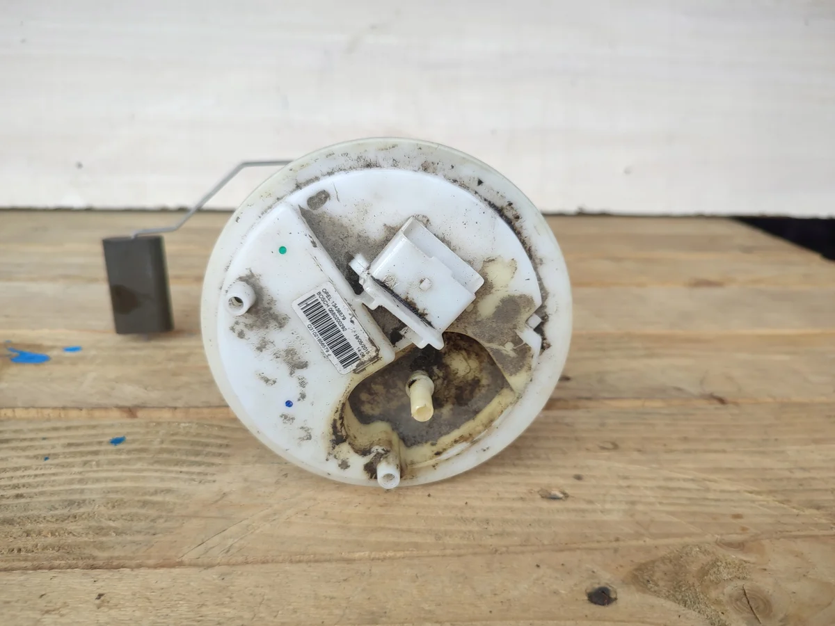 Pompe carburant Opel Corsa E 1.4 thumbnail 3