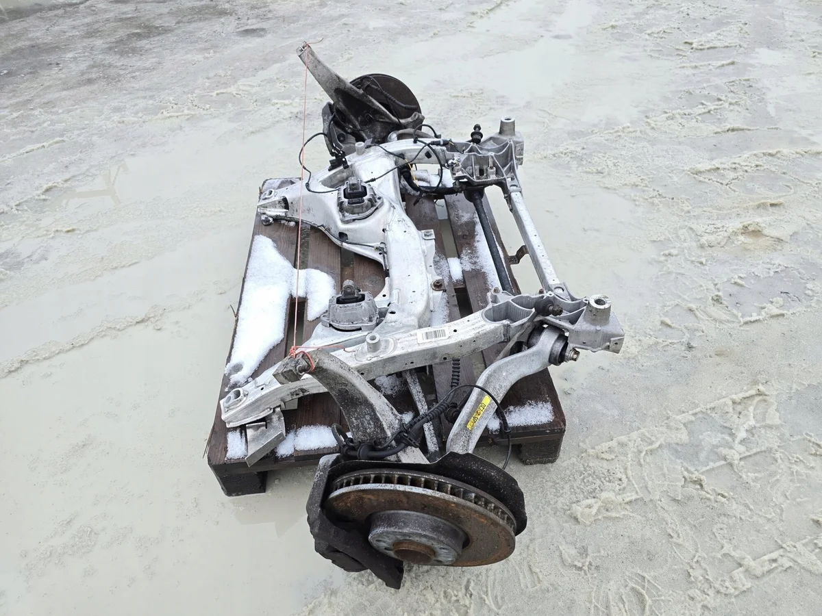 BMW 5 F10 F11 Vorderer Querlenker 31116796693 thumbnail 1