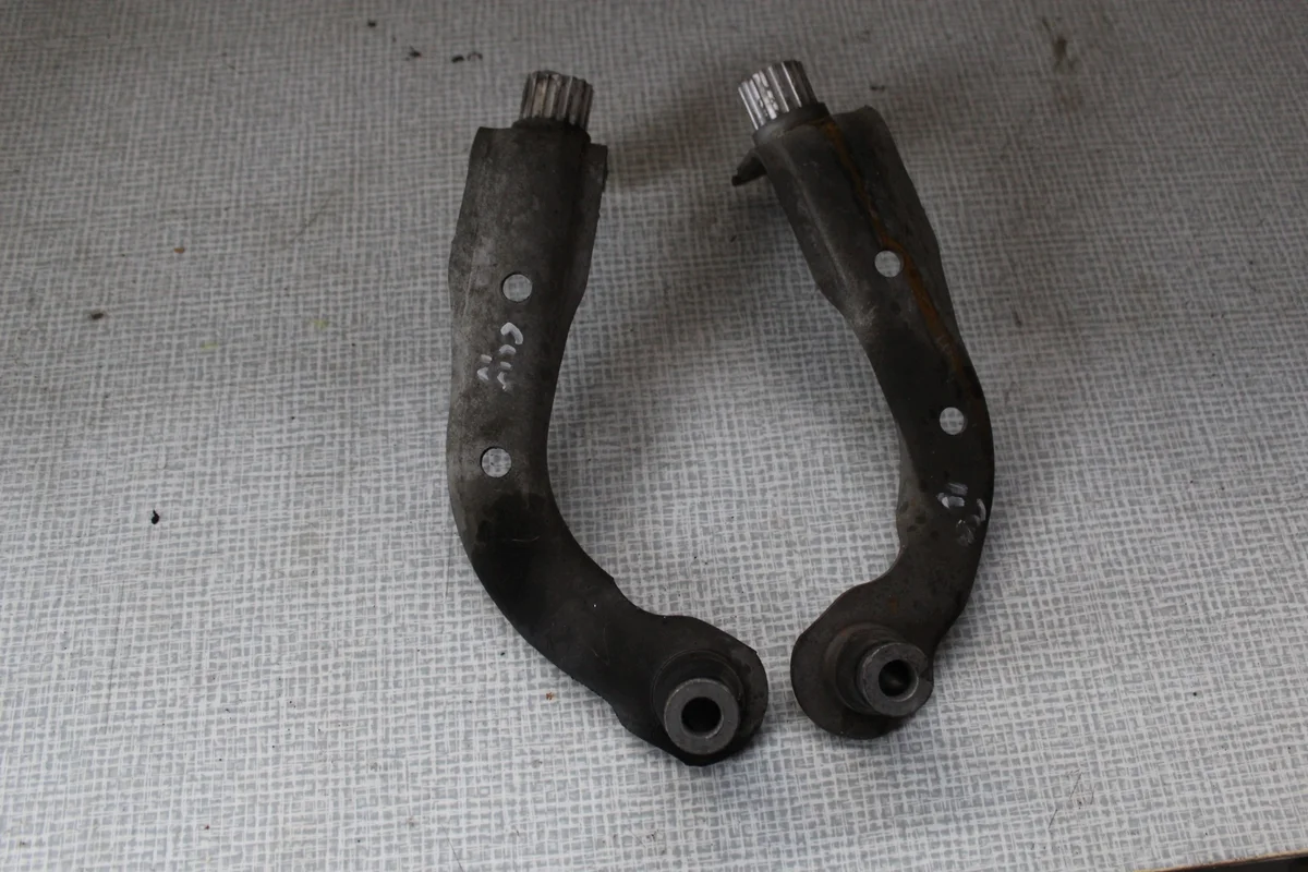 Renault Clio IV Support Avant Droit Gauche