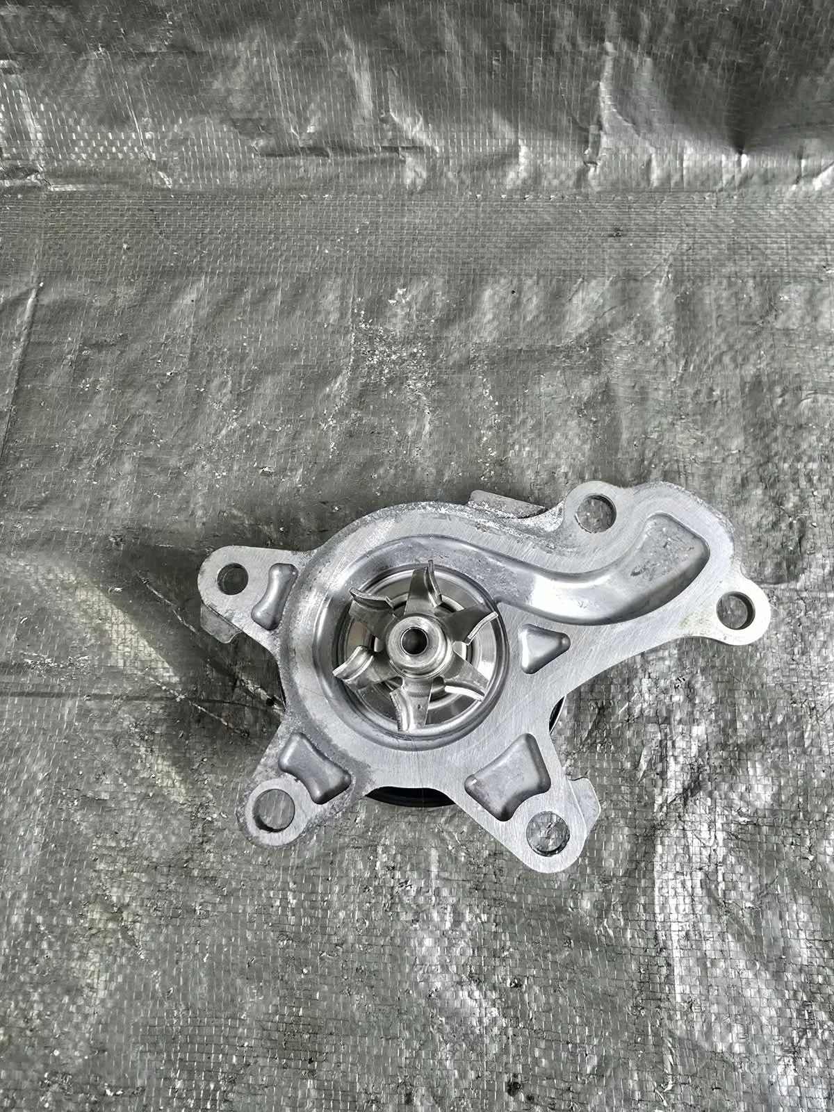 Bomba de Água Toyota Aygo X 2025 OEM 301691