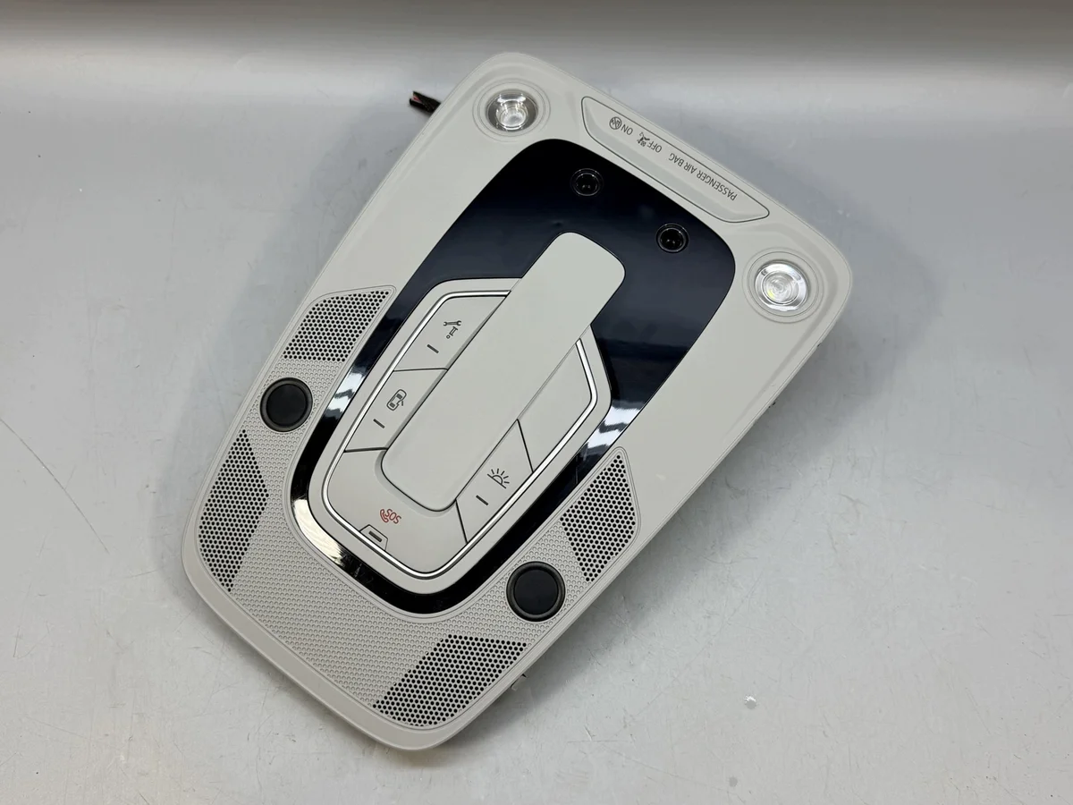 Luz Teto Audi A4 B9 4K0947135AE