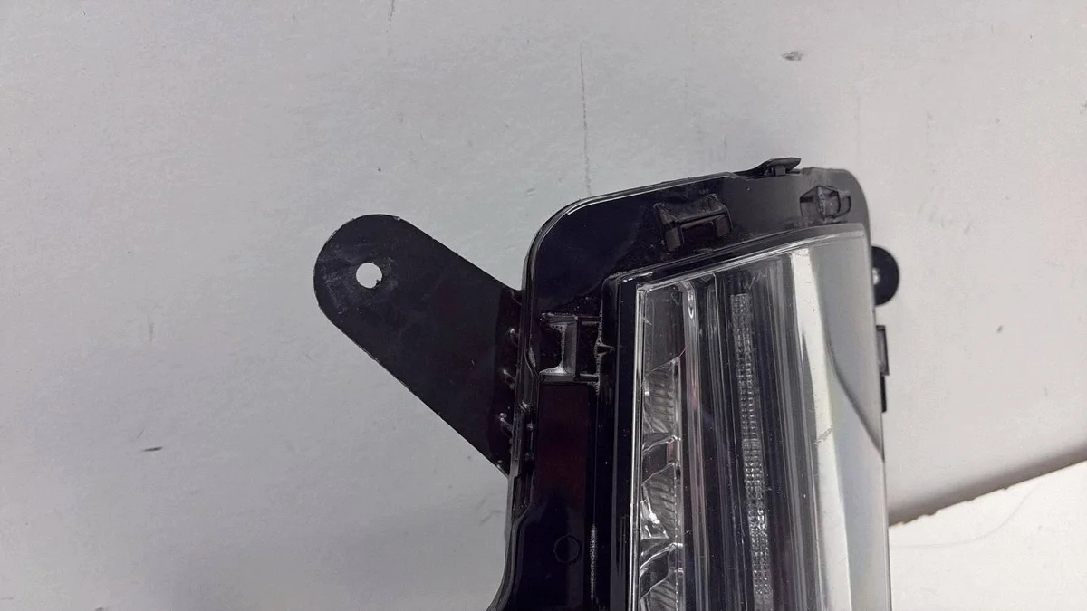 Phare LED DRL Cadillac Escalade Gauche image 4