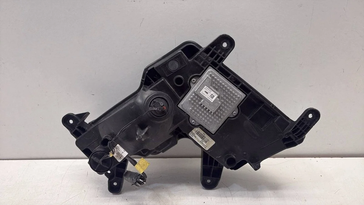 Phare LED DRL Cadillac Escalade Gauche image 9