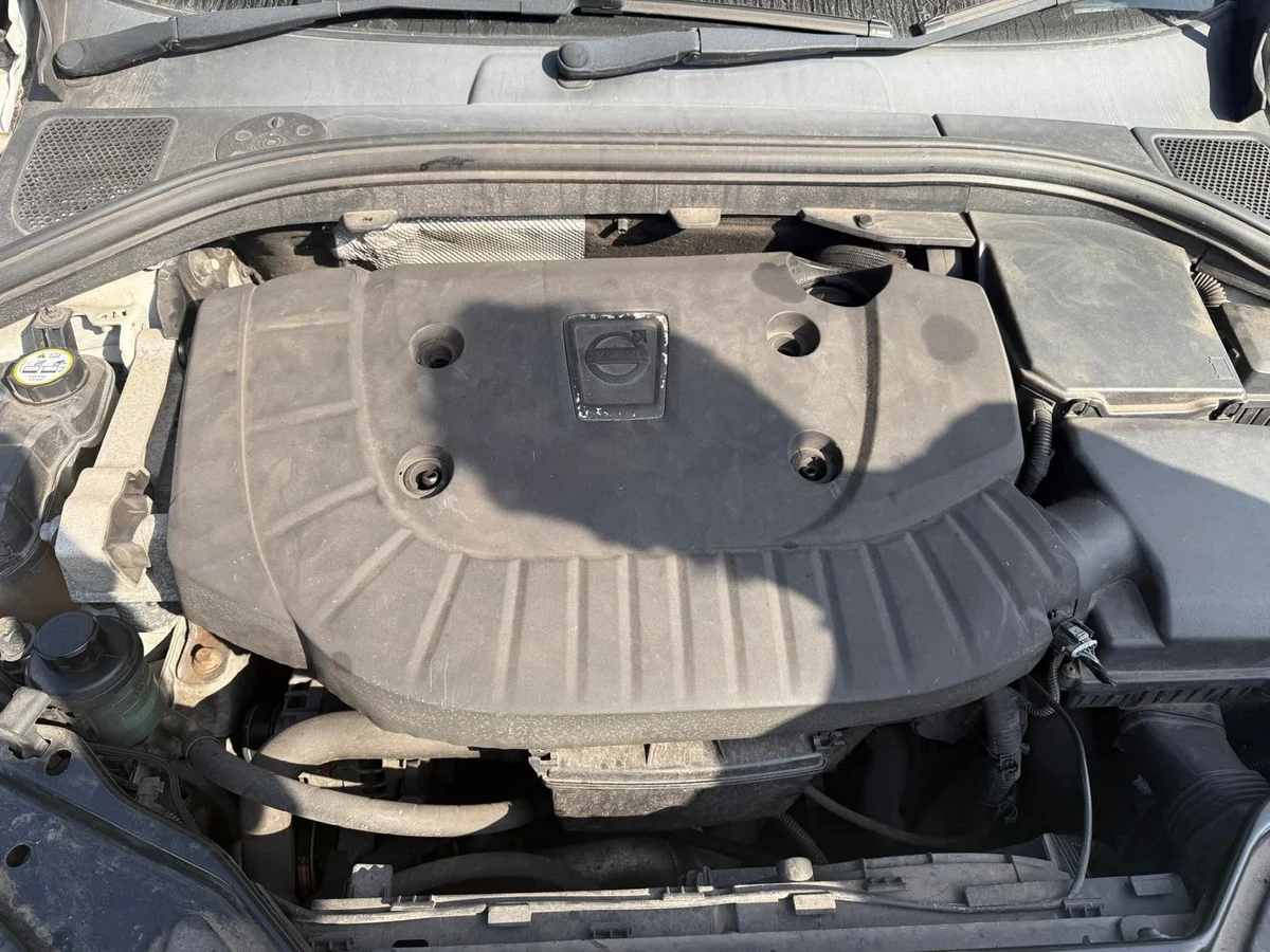 Volvo D5244T11 Motor komplett gebraucht