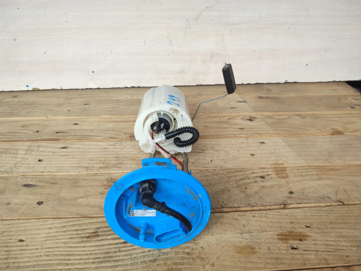 VW Tiguan 5N 1.4 TSI Kraftstoffpumpe image 3