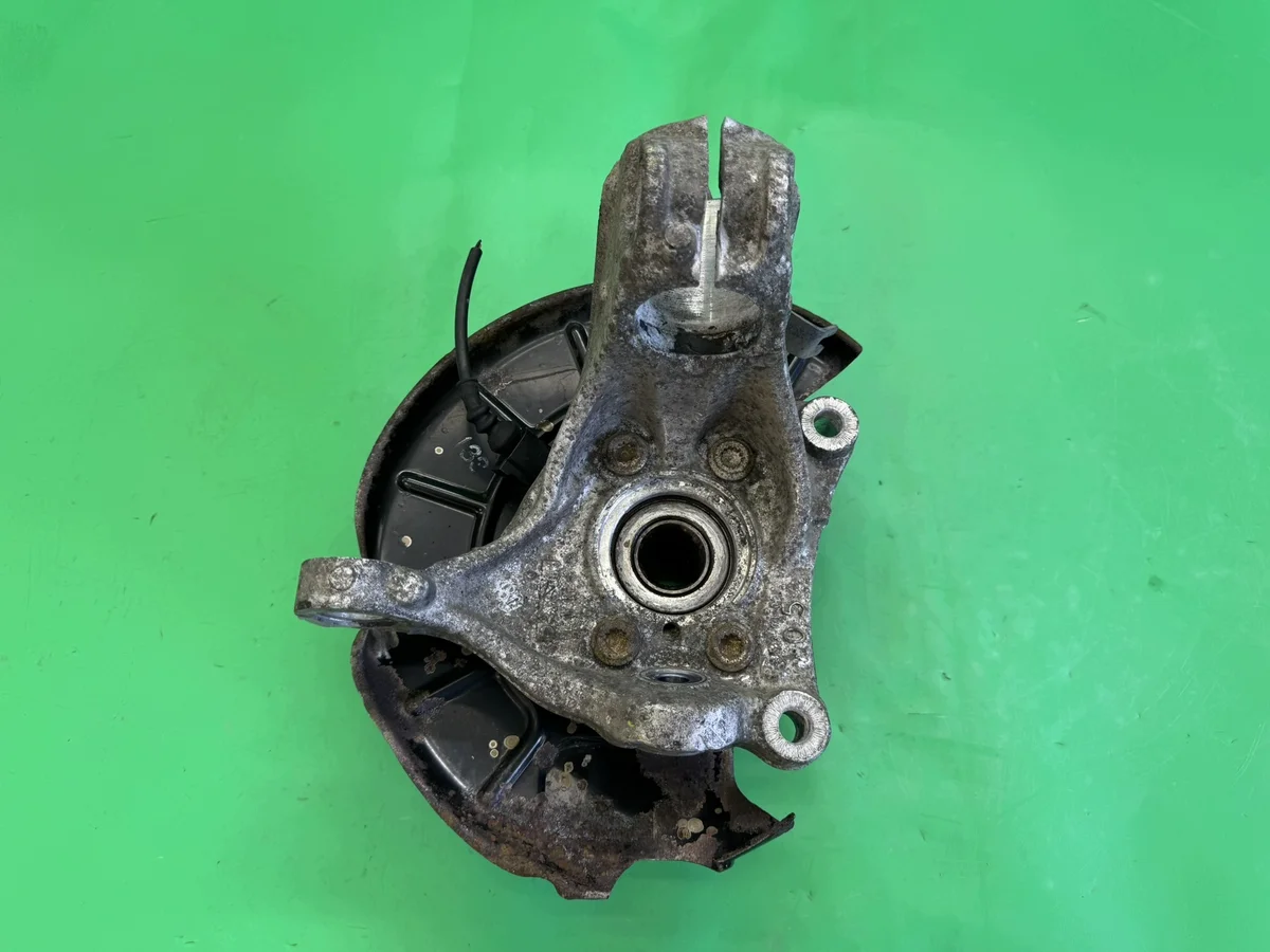 Achsschenkel VW Passat B6 2.0 TDI links image 3