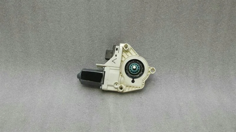 Audi S5 8T Fensterhebermotor Links 4F0959801D image 3