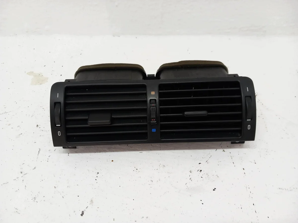 Griglia Aria Centrale BMW Serie 3 E46 Usata