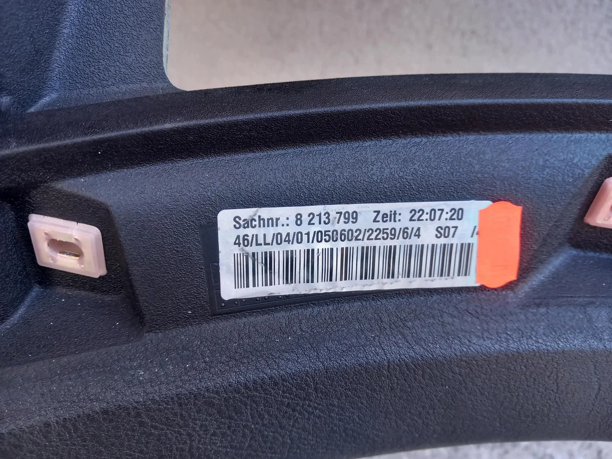 BMW 3 E46 LCI Armaturenbrett OE 8213799 image 5