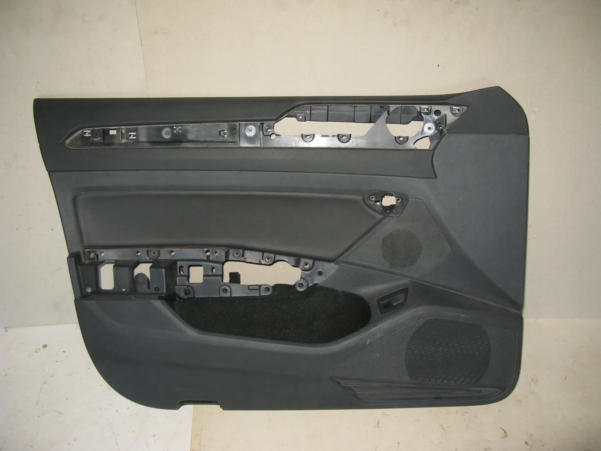 Estofo Porta Volkswagen 3G8867011 image 2