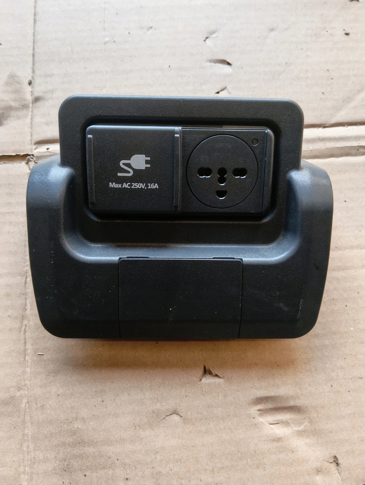 Hyundai Ioniq 5 GI951AB010 Interior Part