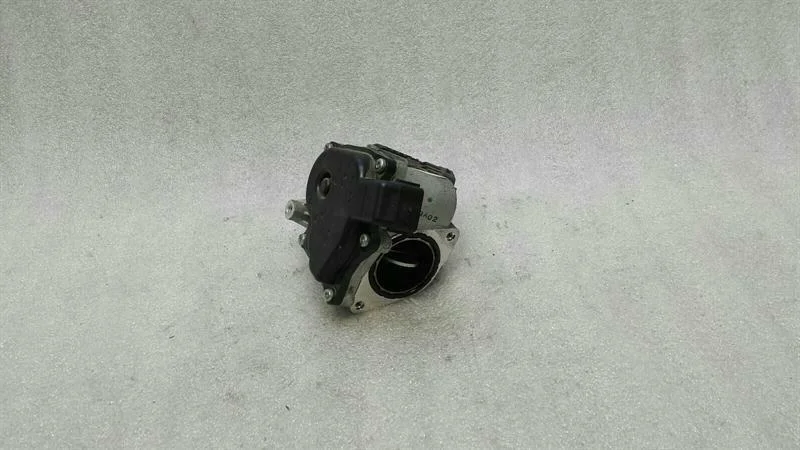 Mercedes W176 Drosselklappe 161A09287R image 3