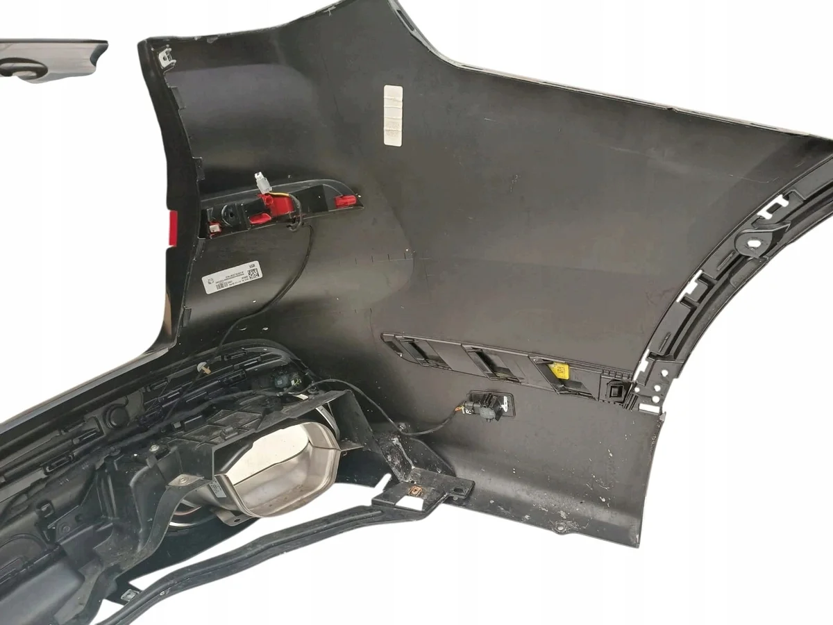 BMW X7 G07 Heckstoßstange Black Sapphire image 4