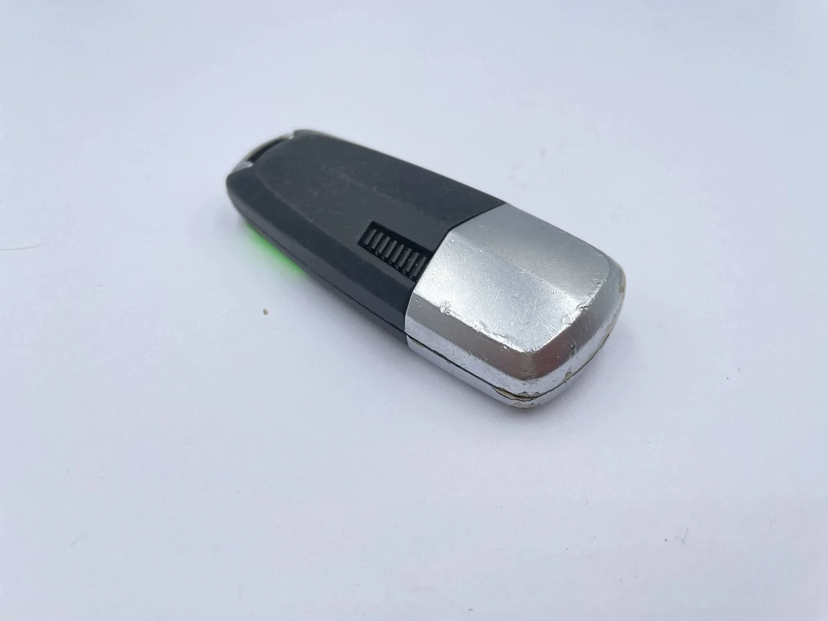 Opel Astra H Keyless Entry Key FDM144 image 7