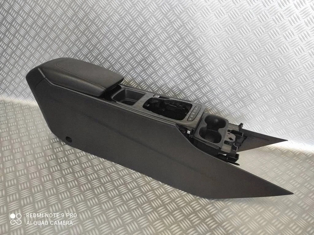 Opel Insignia B mittkonsol armstöd 3009977500