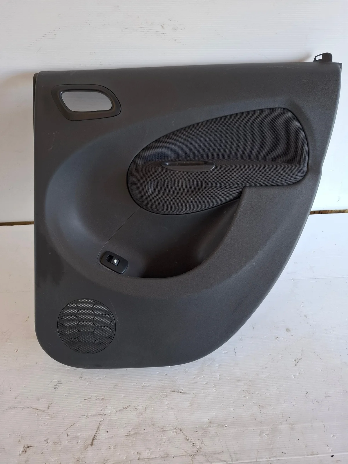 Citroen C3 Picasso Türverkleidung rechts hinten 98075582ZD image 3