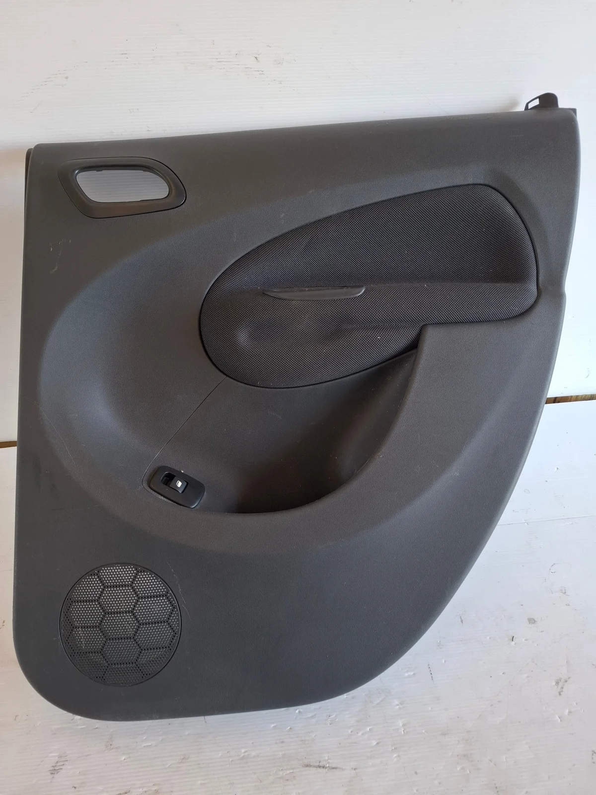 Citroen C3 Picasso Türverkleidung rechts hinten 98075582ZD image 6