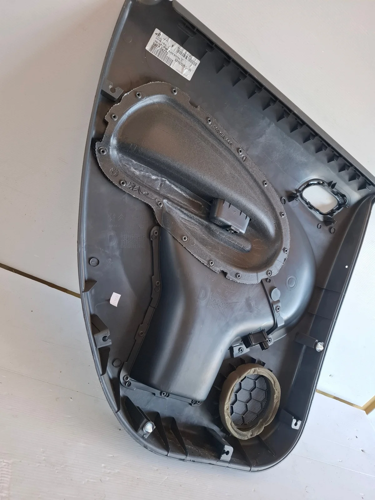 Citroen C3 Picasso Türverkleidung rechts hinten 98075582ZD image 10