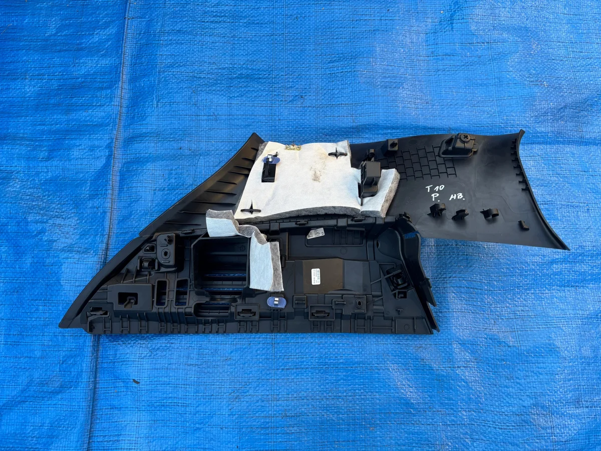 Peugeot 308 T10 Cache latéral coffre droit 9835349080 image 3