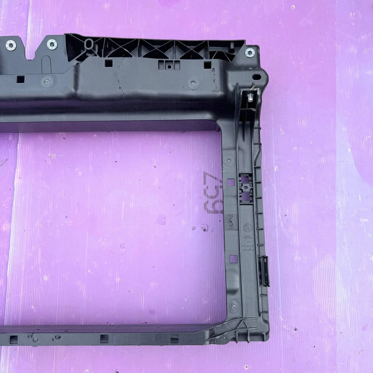 Skoda Fabia Mk4 Frontpanel 6VA805588 image 8