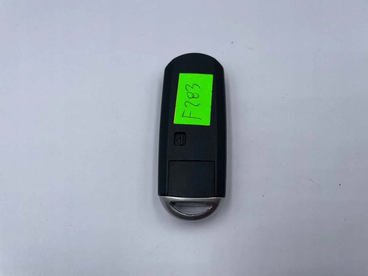 Mazda SKE13E02 Schlüssel image 6