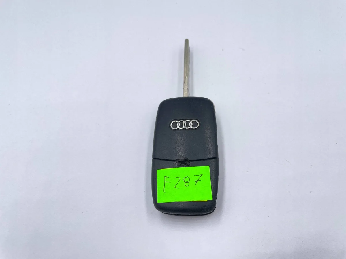 Audi Klappschlüssel 8Z0837231D image 6