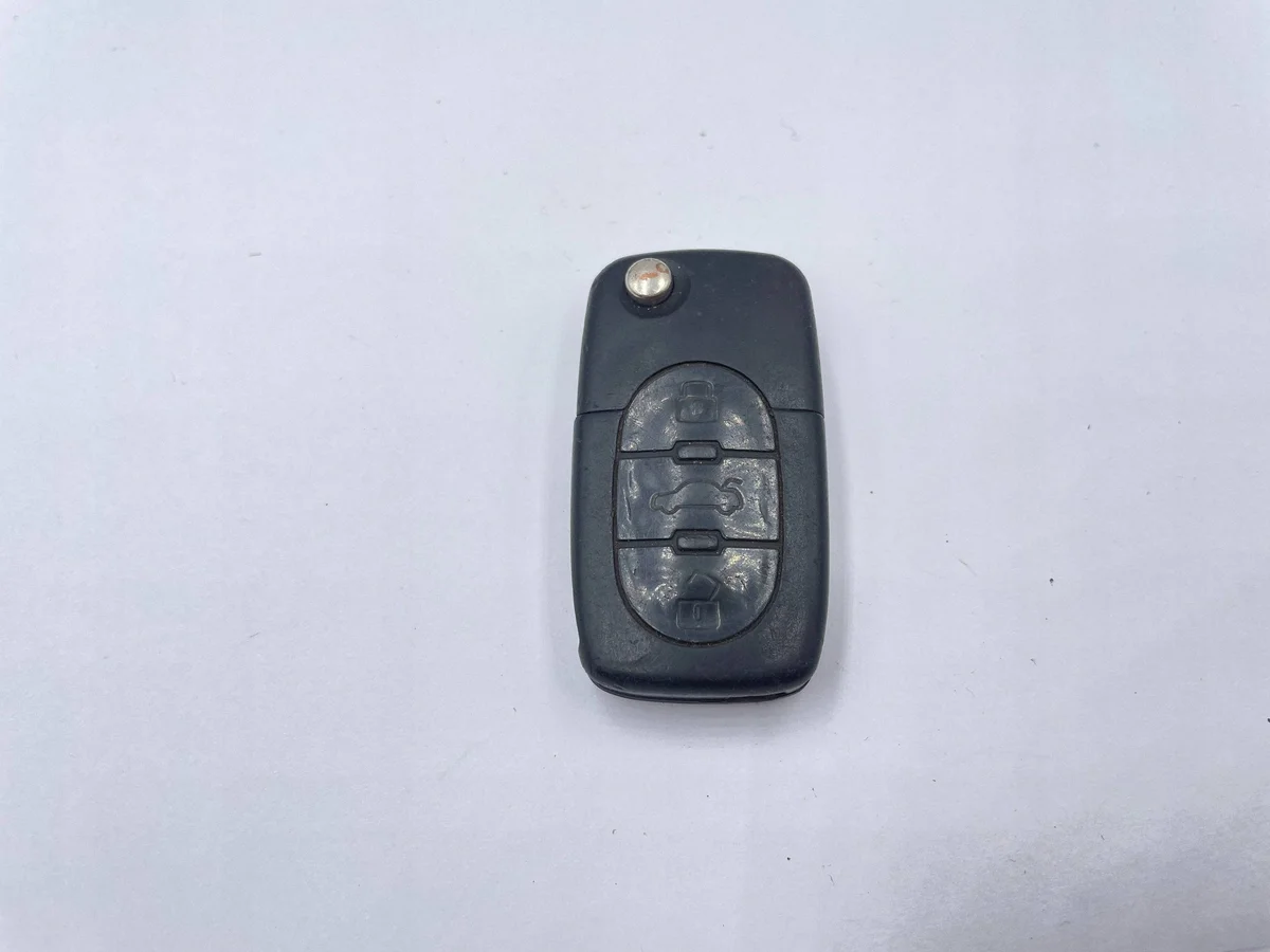 Llave Audi A3 A4 A6 A8 4D0837231K image 2