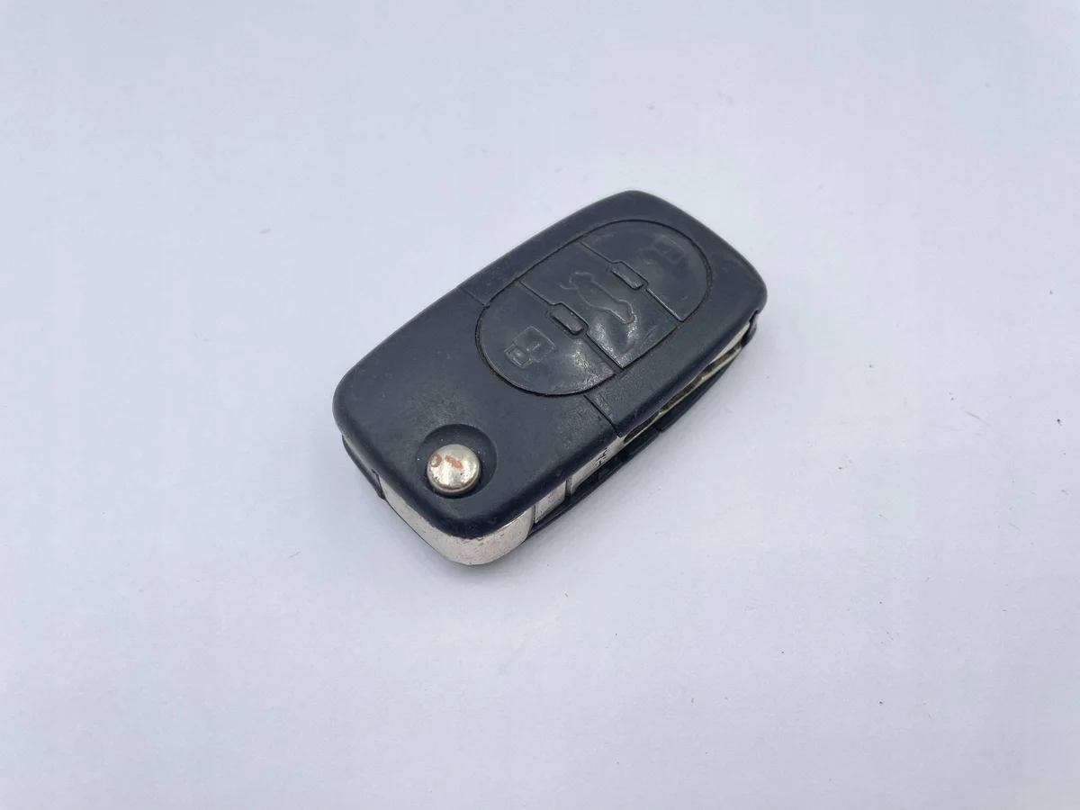 Llave Audi A3 A4 A6 A8 4D0837231K image 3