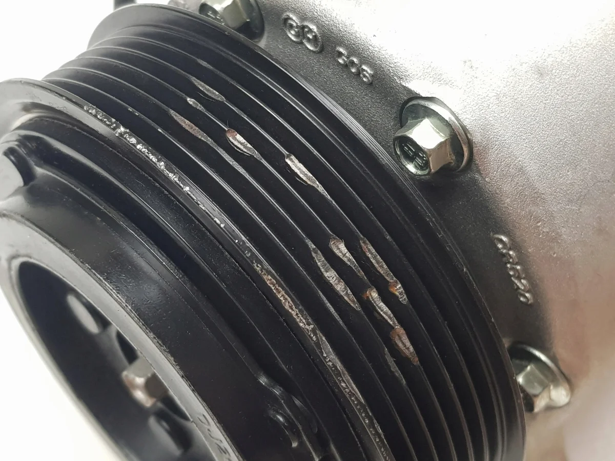 Compresor A/A BMW X5 F15 6826891 image 8