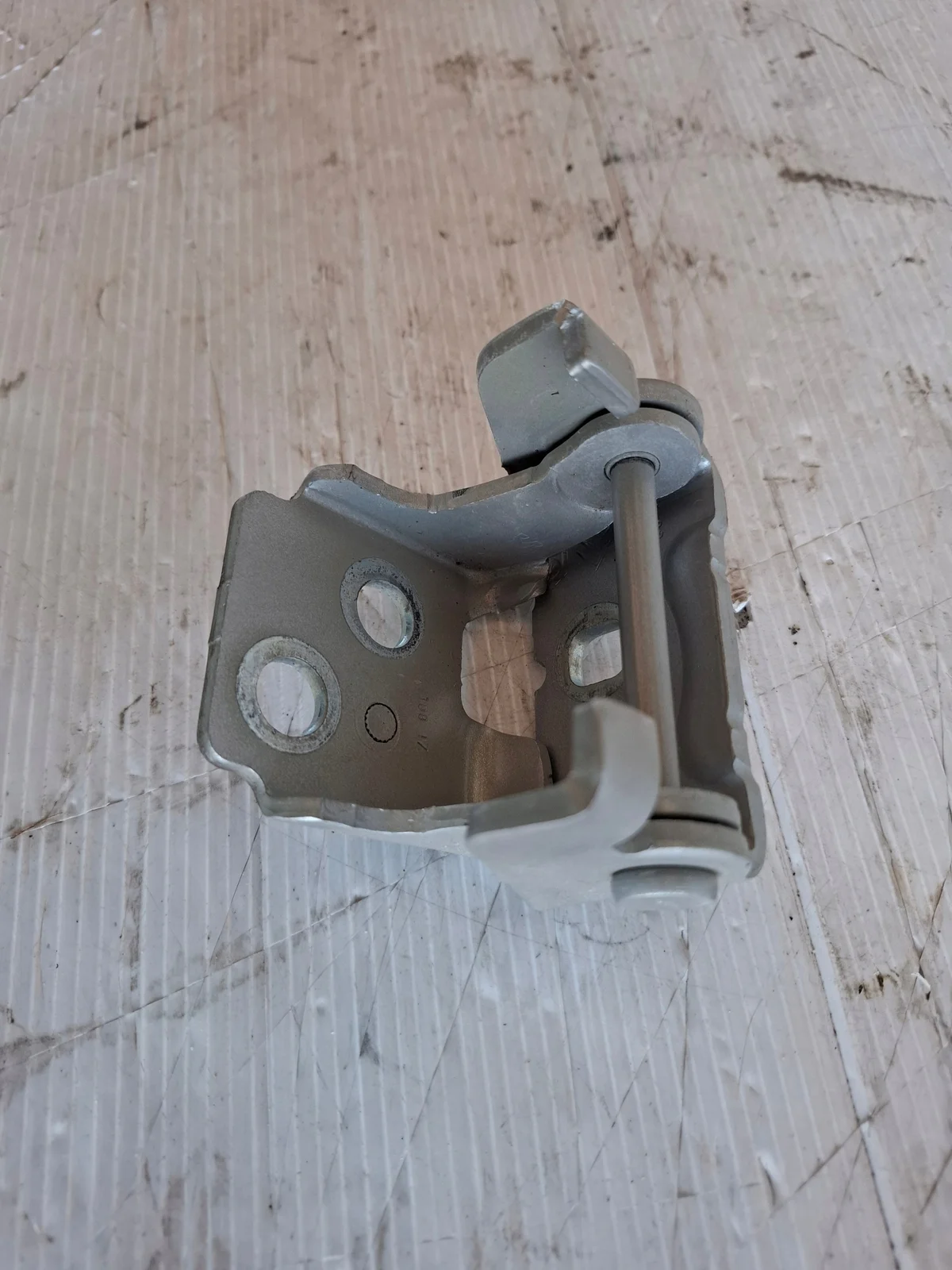 Citroen C3 Picasso Türscharnier Rechts Vorne image 6
