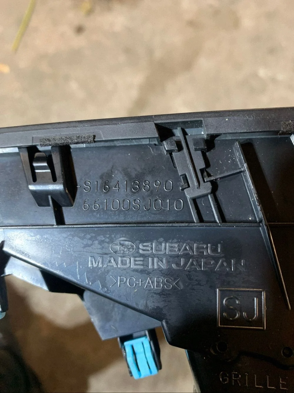 Subaru Forester Lüftungsgitter Mittelkonsole image 9