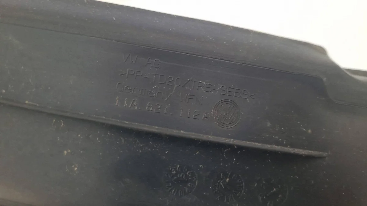 VW ID.4 Ljudisolering 11A821112A image 4