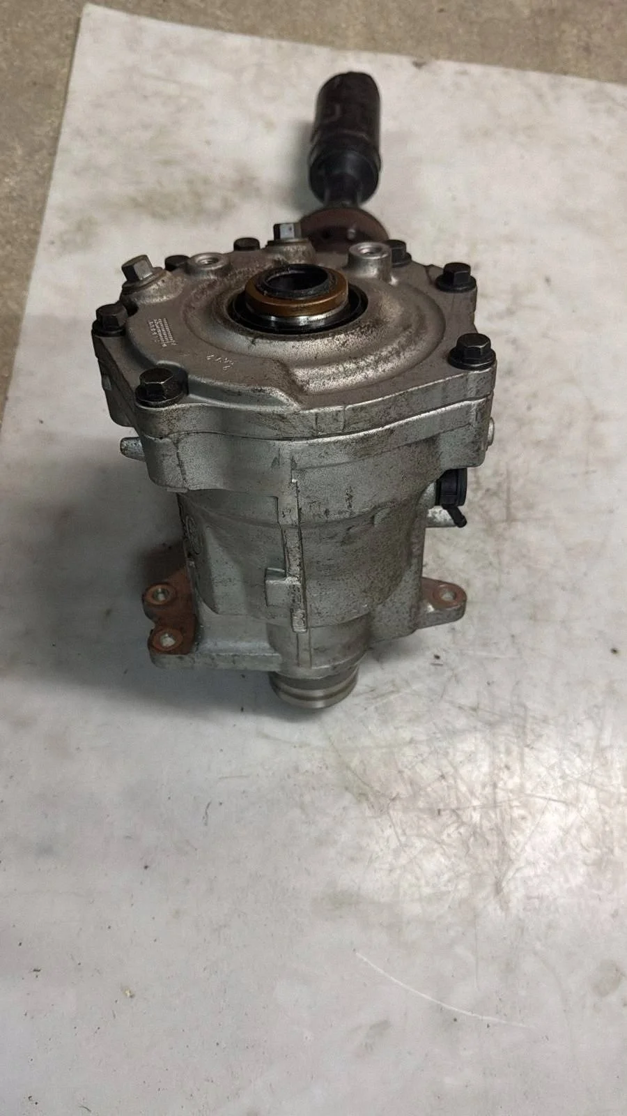 Land Rover Evoque Differential EJ327L486AC image 5