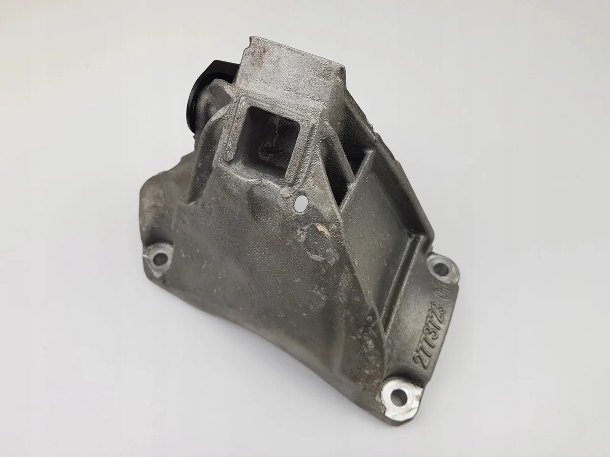 BMW Engine Mount Bracket 2773723 Used