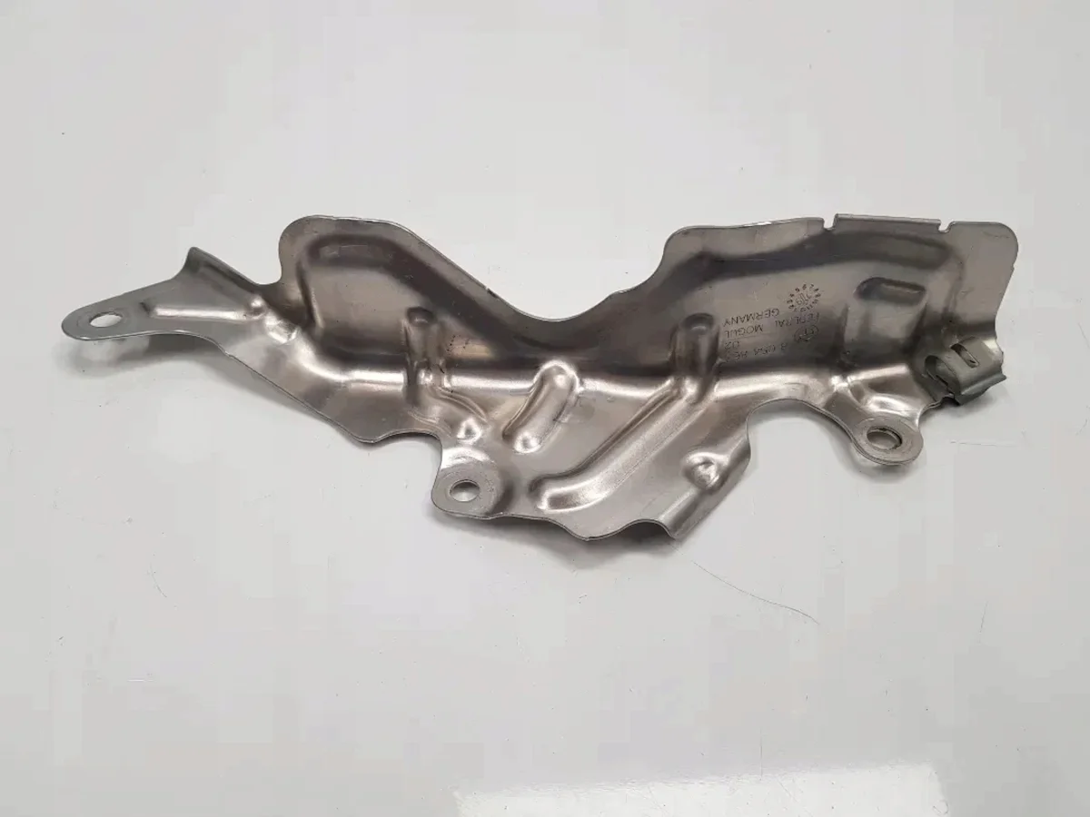 BMW M3/M4 Hitzeschutz Turbine 8054863 thumbnail 1