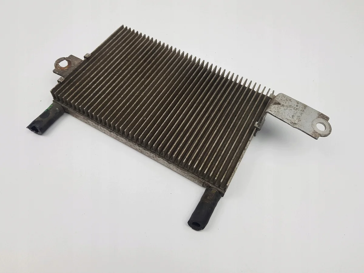 Toyota Rav 4 III Radiateur carburant image 3