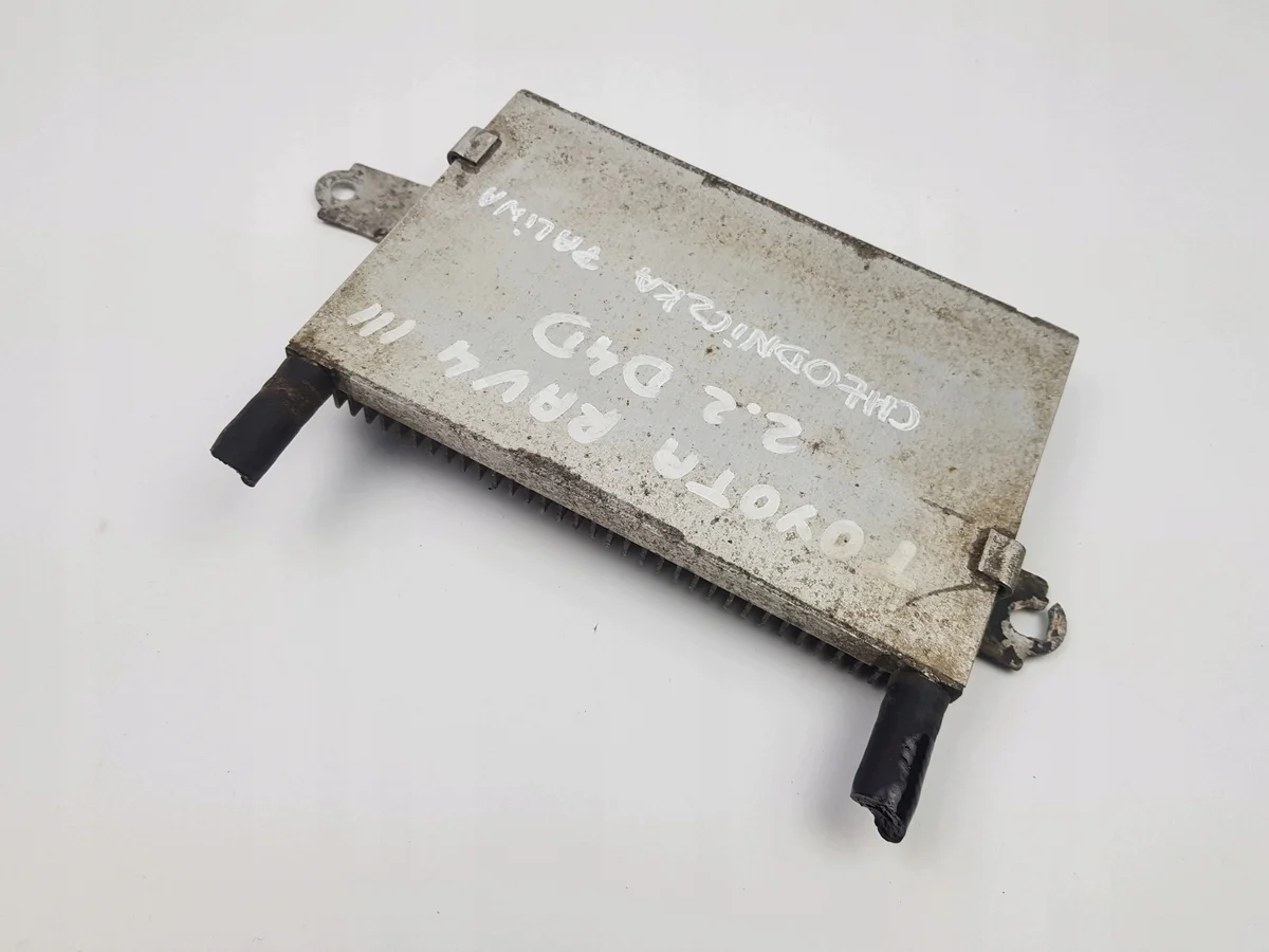 Toyota Rav 4 III Radiateur carburant image 7