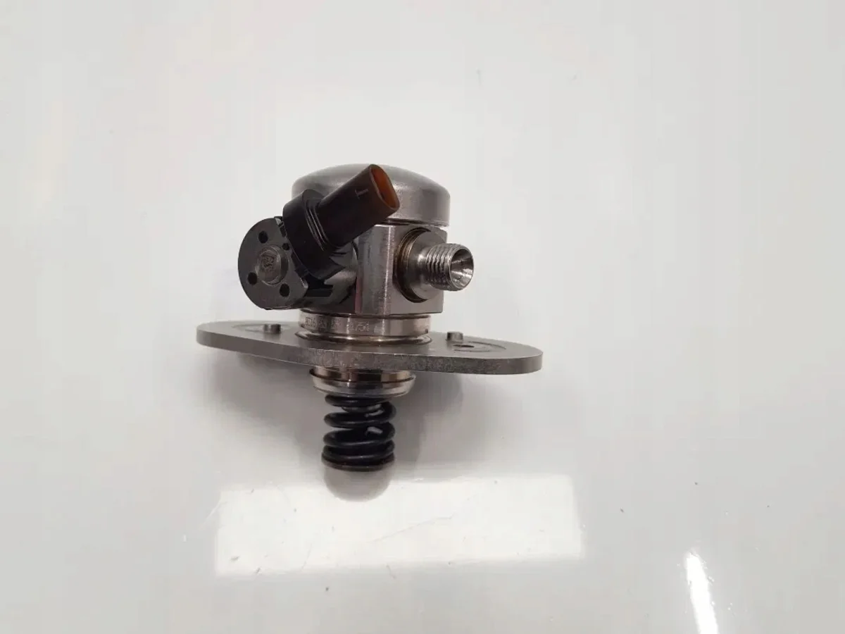 BMW Hochdruck-Kraftstoffpumpe 13518631642